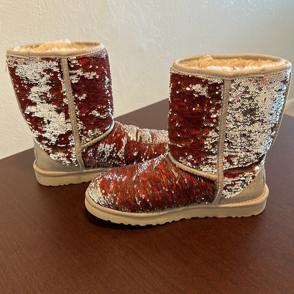 Sequence UGG Boots - Picture 4 of 4